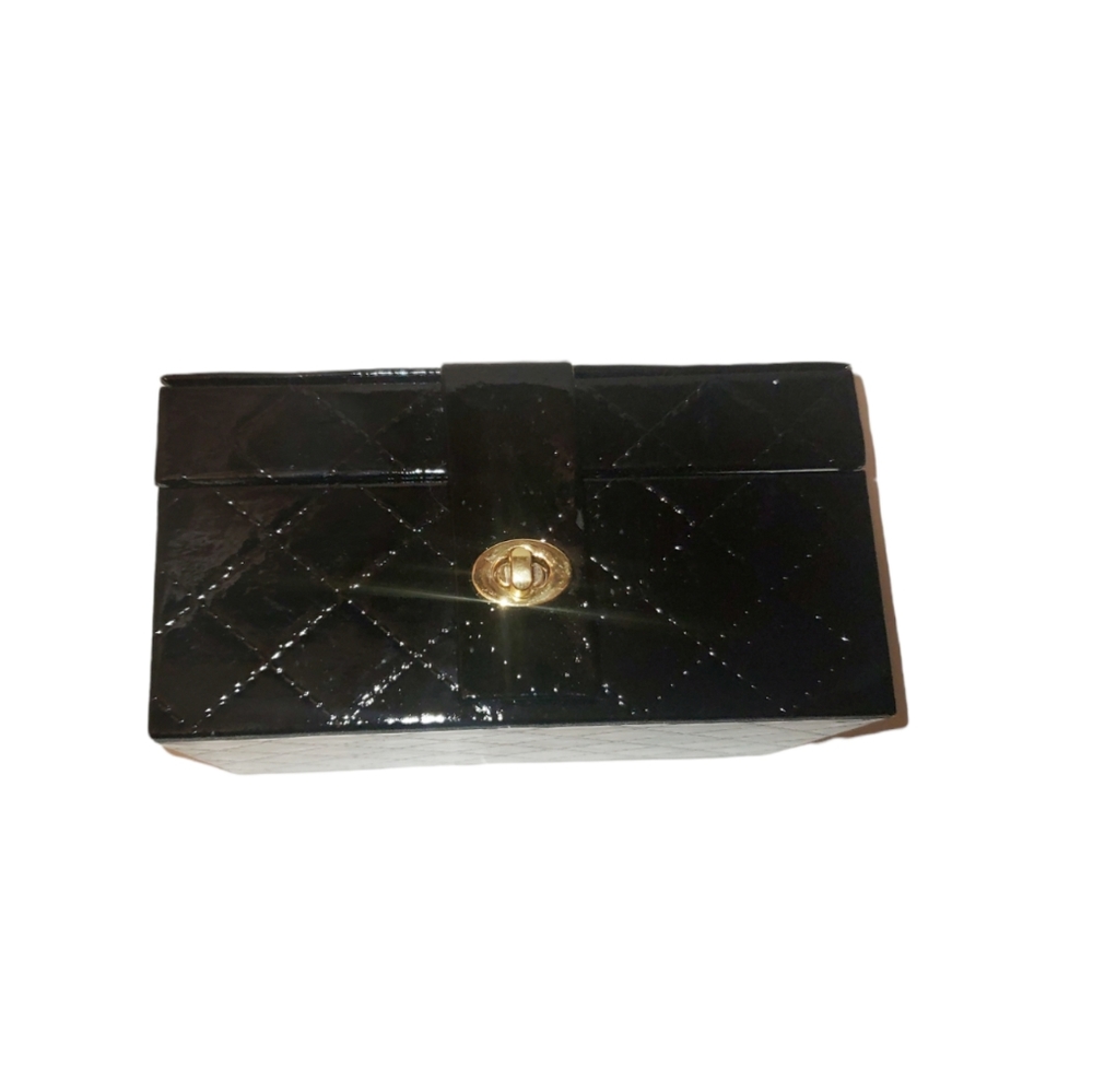 Akribos XXIV Jewelry Box